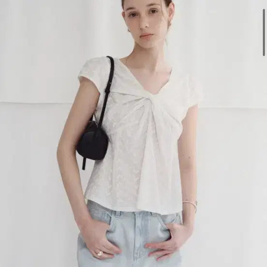 [BUNJANG] FYEO Bian Floral Blouse (M) / fyeo 비안 플로럴  블라우스 M사이즈