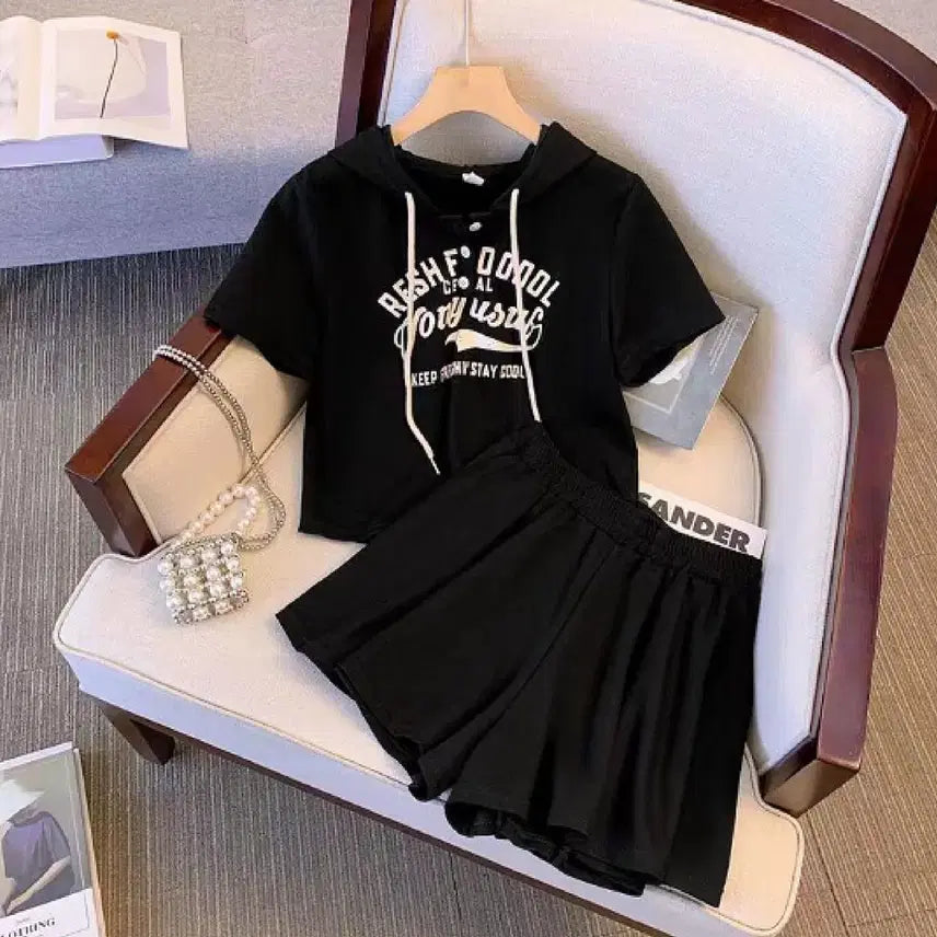 [BUNJANG] Y2K Vintage Retro Short Sleeve Flare Shorts Training Two-Piece Set / [새상품/원가이하] Y2K 빈티지 레트로 반팔 플레어 반바지 트레이닝 투피스 셋업