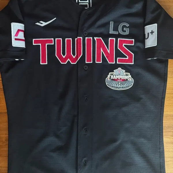 [BUNJANG] LG Twins 2024 Season Authentic Jersey - Moon Bo-kyung (Size 110) / LG 엘지트윈스 24시즌 어센틱 유니폼 문보경 110