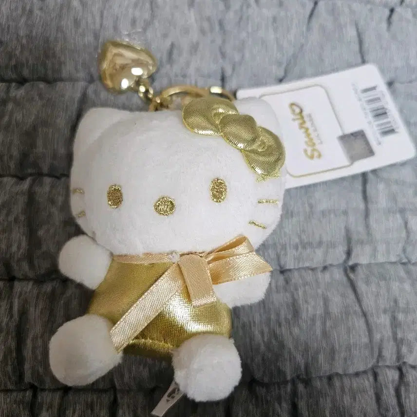 [BUNJANG] Sanrio Hello Kitty Doll Keychain Gold / 산리오 헬로키티 인형 키링 골드