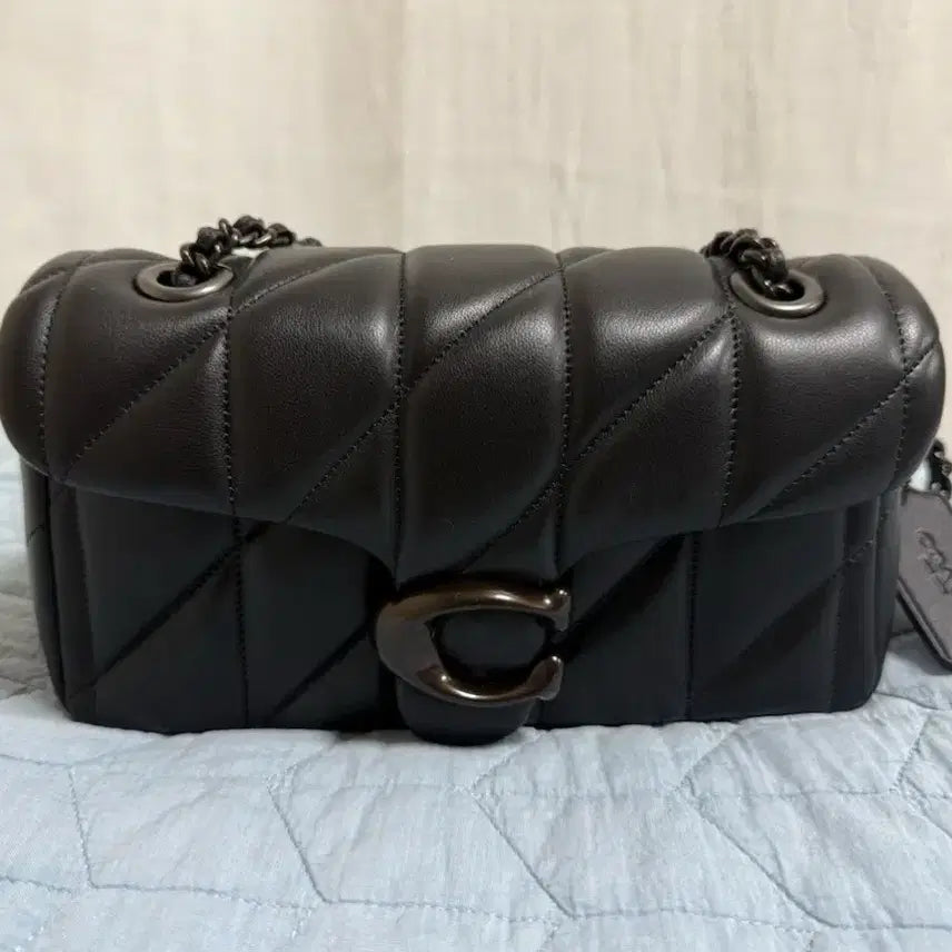 [BUNJANG] Coach Quilted Shoulder Bag Black / [새상품,정품]코치 퀼팅 숄더백 블랙