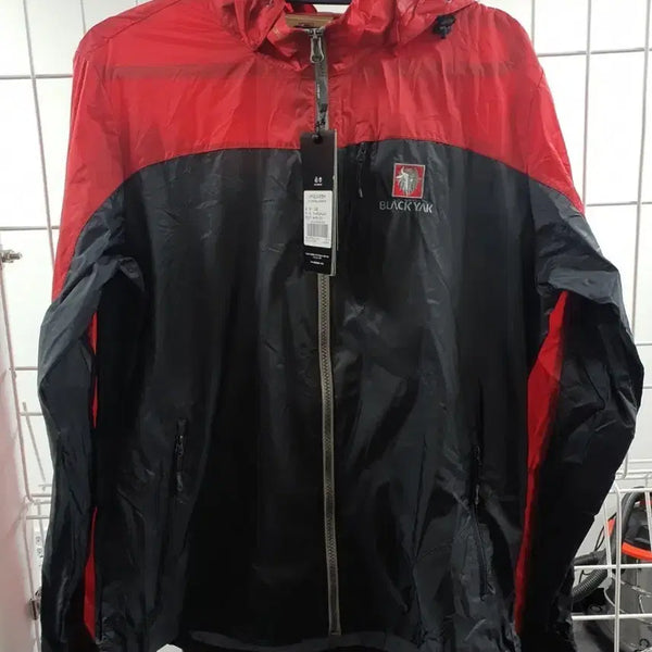 [BUNJANG] Blackyak Windbreaker Jacket Red/Black Size 100 / 블랙야크 바람막이 자켓 레드/블랙 새상품 100사이즈 팝니다