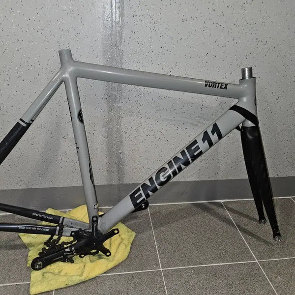 [BUNJANG] Engine11 Vortex Frameset / 엔진11 볼택스 프레임셋 급처