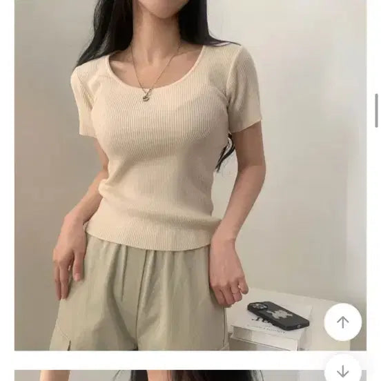 [BUNJANG] MUJI U-Neck Ribbed Slim Short-Sleeve Knit - Sugar Powder / 무지 유넥 골지 슬림 반팔니트-슈가파우더