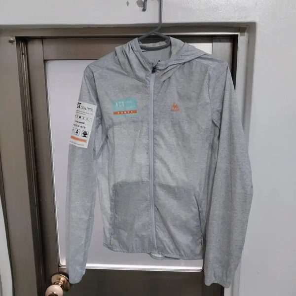 [BUNJANG] Le Coq Sportif Women's Windbreaker Size S / 르꼬끄 여성85 바람막이