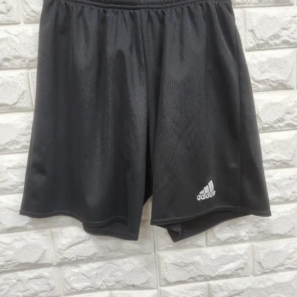 [BUNJANG] Adidas Training Banding Shorts Size 95 / 아디다스 트레이닝 밴딩 반바지 95사이즈 k1137