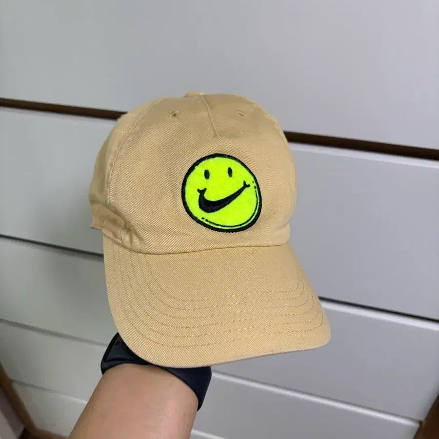 [BUNJANG] Nike Smile Ball Cap Beige / 나이키 스마일 볼캡