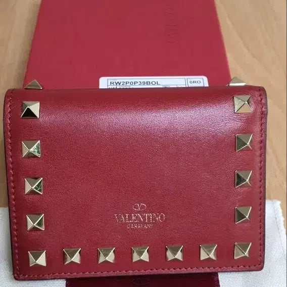 [BUNJANG] Valentino Rockstud Bi-Fold Wallet Red / 발렌티노 락스터드 지갑/반지갑 정품S급(보증서O)명품