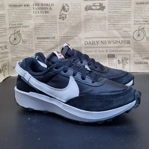 [BUNJANG] Nike Waffle Debut Sneakers (Size 220) / 나이키 와플데뷰 운동화 220
