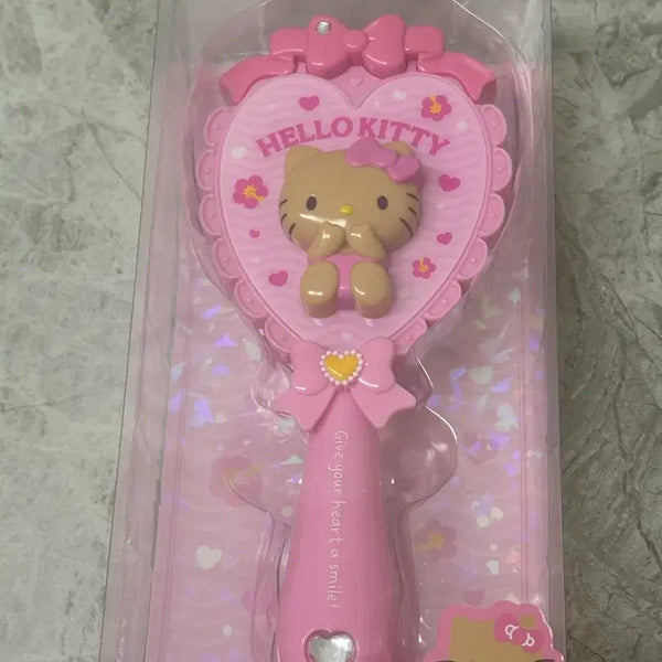 [BUNJANG] Sanrio Tanning Kitty Heart Hairbrush / 산리오 태닝키티 하트 헤어브러쉬