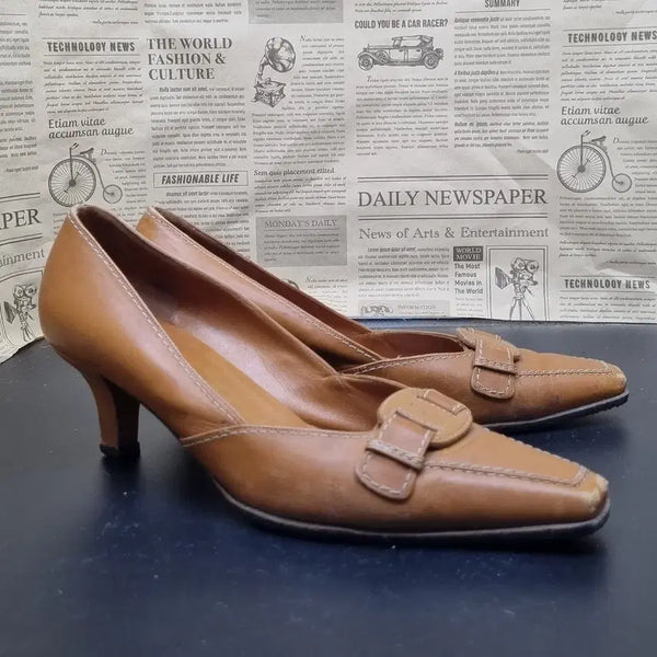 [BUNJANG] Salvatore Ferragamo Vintage Leather Pumps Heel / 페라가모 빈티지 레더 펌프스 힐 240 굽6