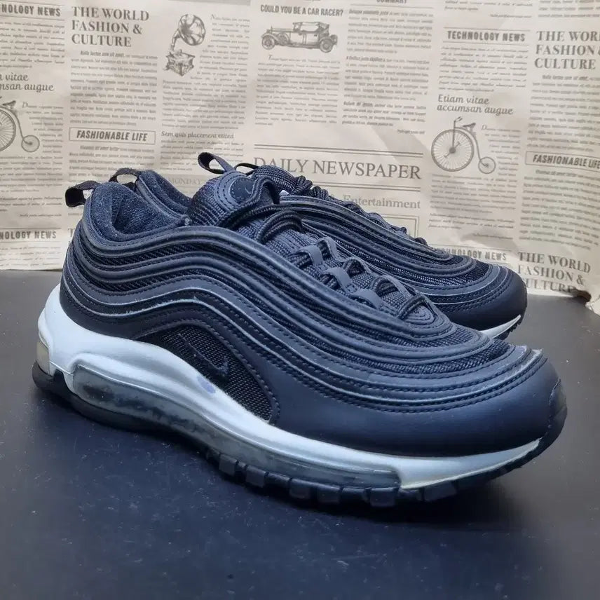 [BUNJANG] Nike Air Max 97 Black Sneakers (235mm) / 나이키 에어맥스 97 블랙 운동화 235