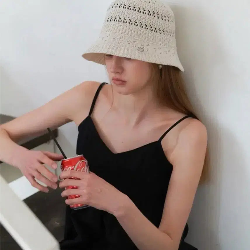 [BUNJANG] Obra Crochet Bucket Hat Oatmeal / 오블라 버킷햇
