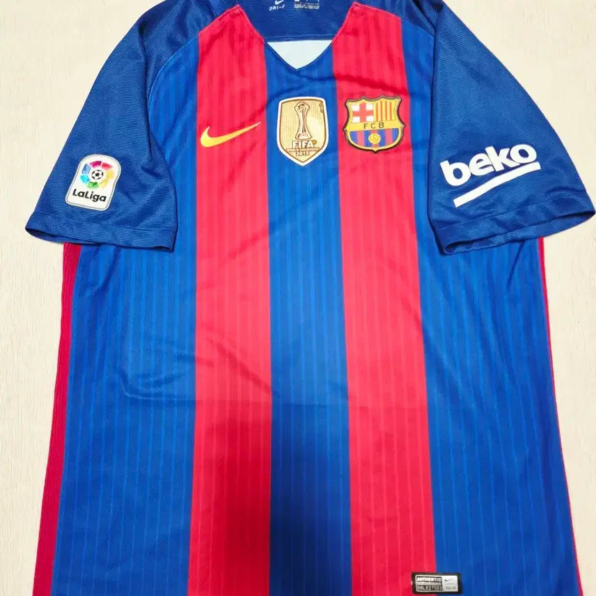 [BUNJANG] FC Barcelona 2016-2017 Authentic Home Jersey Lionel Messi Customization / 16-17 바르셀로나 정품 홈 유니폼 메시 자컷 마킹