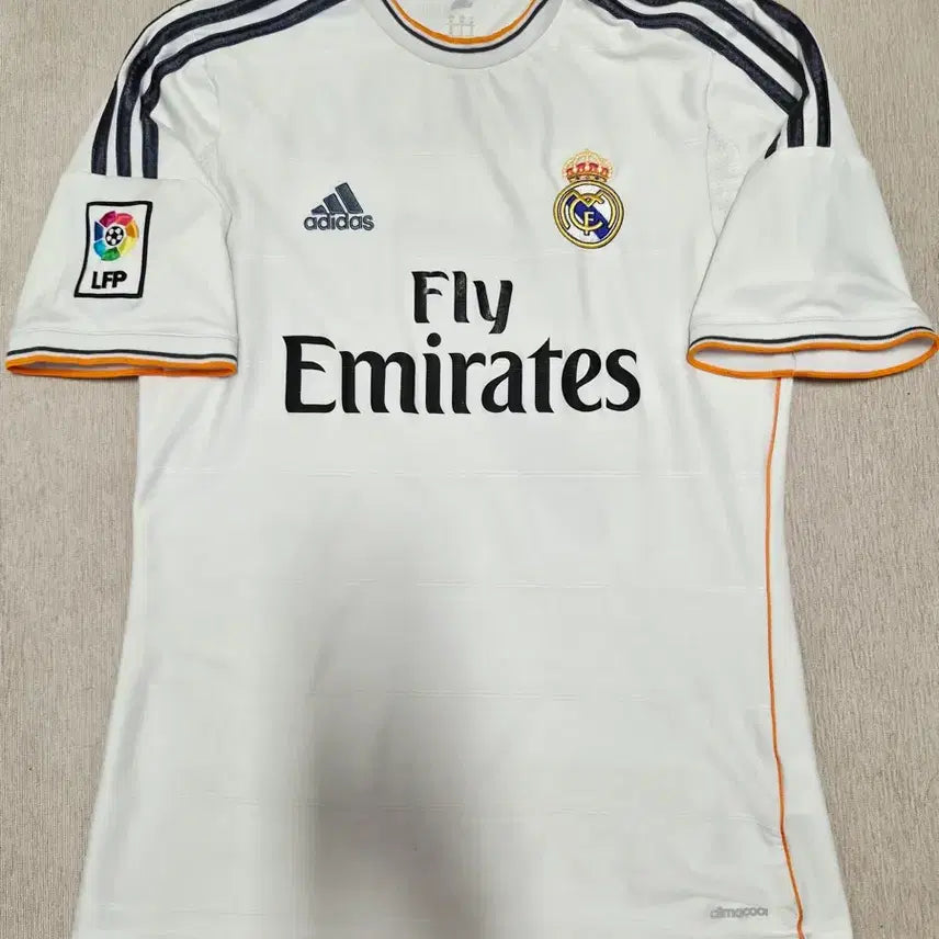 [BUNJANG] Real Madrid 2013-2014 Authentic Home Ronaldo Match Jersey / 13-14 레알 마드리드 정품 홈 유니폼 호날두 자컷 마킹