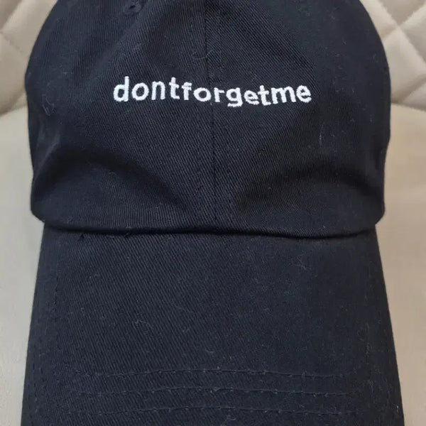[BUNJANG] Dontforgetme Embroidered Cap Black / 볼캡 dontforgetme 자수 블랙