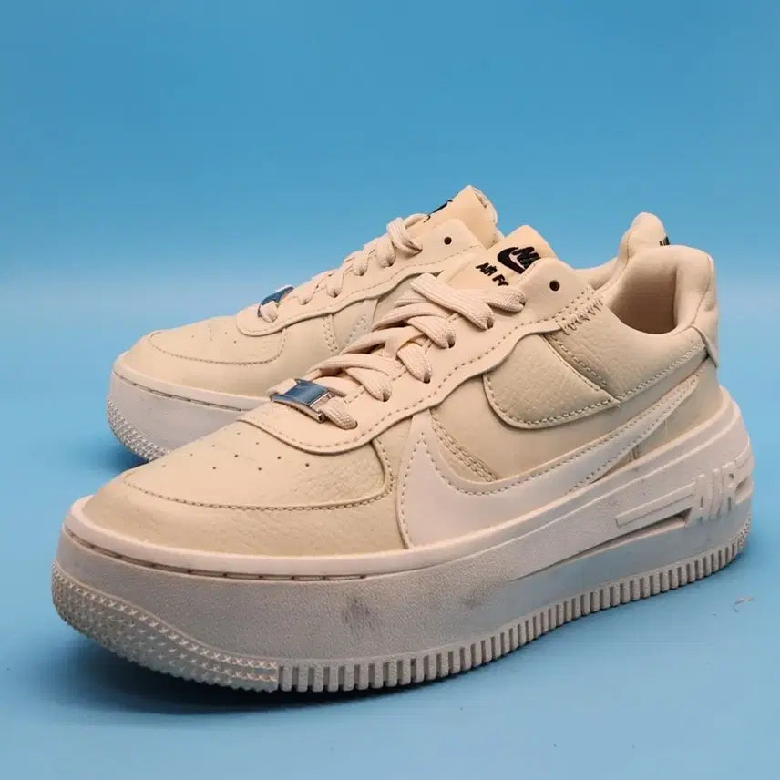 [BUNJANG] Nike Air Force 1 Platform Women's Sneakers / aa 나이키 에어포스1 플랫폼 여성운동화235