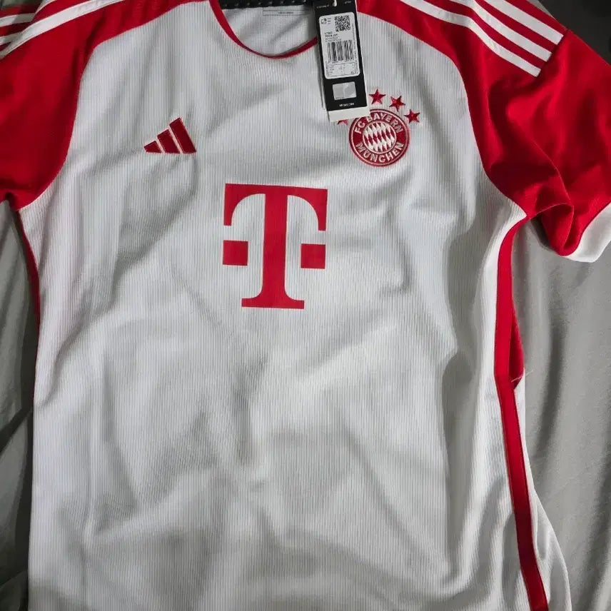 [BUNJANG] 23-24 Bayern Munich Home Min-jae Kim Signed Jersey / 23-24 뮌헨 홈 김민재 싸인 유니폼