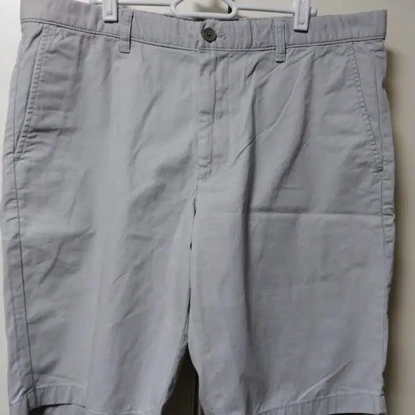 [BUNJANG] Uniqlo Chino Shorts Light Gray XL / 유니클로 치노 반바지 라이트 그레이 XL