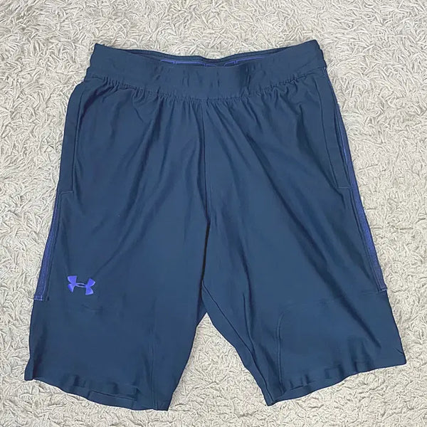[BUNJANG] Under Armour Elastic Waistband Shorts (Size 27) / 언더아머 반바지 허리밴딩 27인치