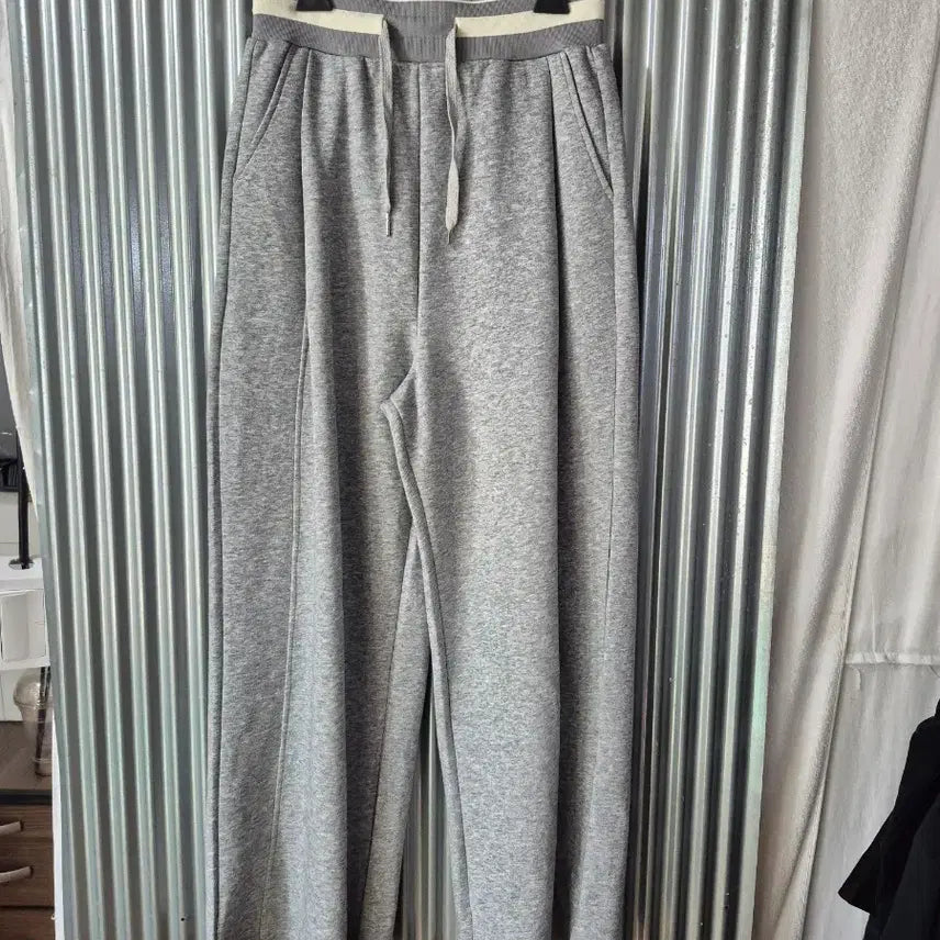 [BUNJANG] F. Foundational Women's Grey Training Pants / F 팩더널드 여성 그레이 트레이닝 바지