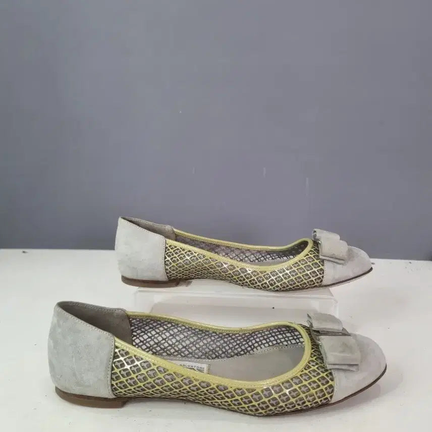 [BUNJANG] Salvatore Ferragamo Vara Ribbon Flat Shoes / 효자빈티지 6 페라가모 스틸리본 플랫슈즈
