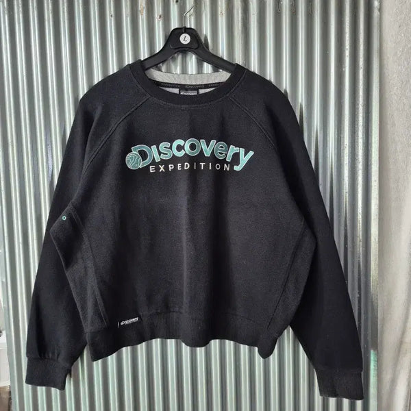 [BUNJANG] Discovery Expedition Black Sweatshirt / 95 디스커버리 익스페디션 블랙 맨투맨