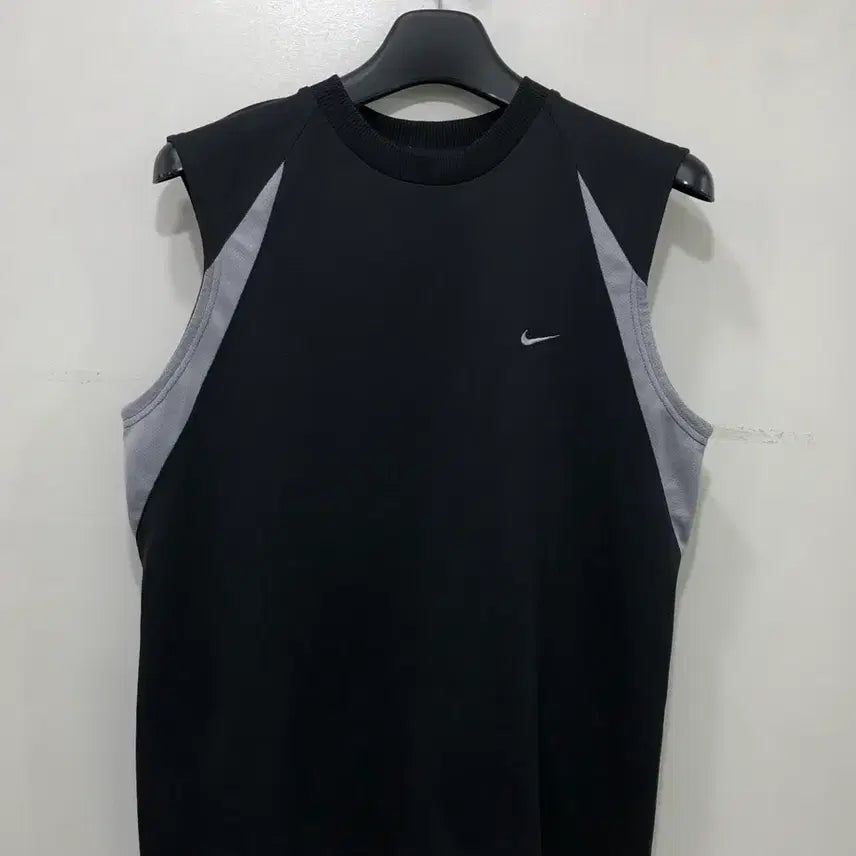 [BUNJANG] Nike Dri-FIT Sleeveless Shirt Black/Grey / 나이키 드라이핏 민소매 검정/회색 100