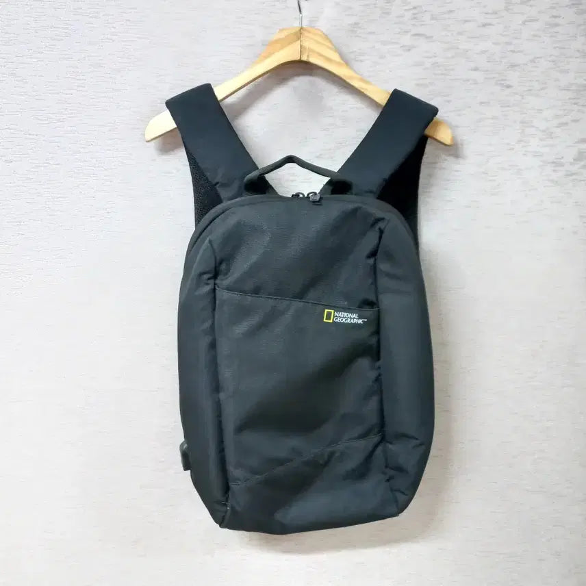 [BUNJANG] National Geographic Black Backpack / B8-5/내셔널지오그래픽 블랙 백팩