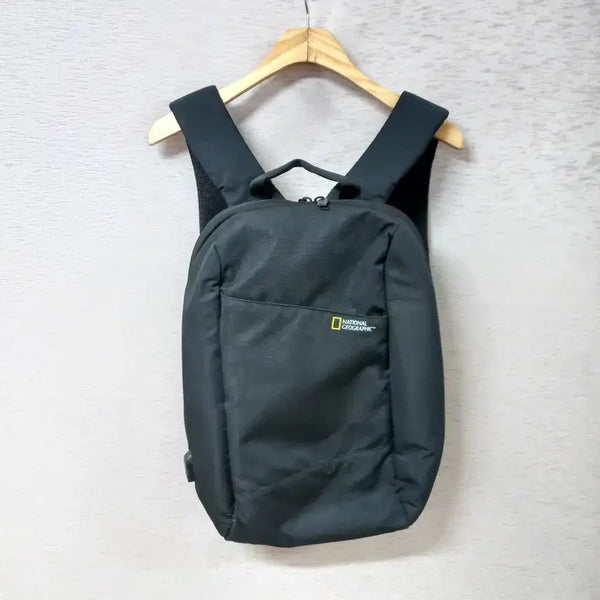 [BUNJANG] National Geographic Black Backpack / B8-5/내셔널지오그래픽 블랙 백팩