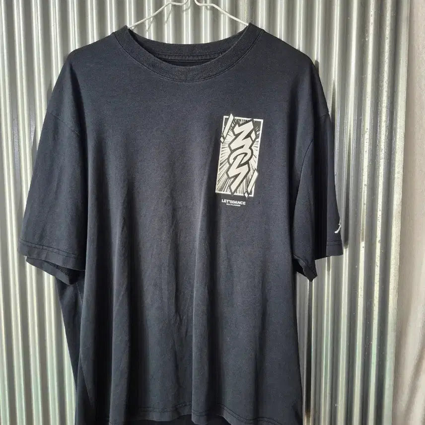[BUNJANG] Jordan Brand Graphic Print Black T-Shirt - Large / L 조던 반팔 블랙 티셔츠