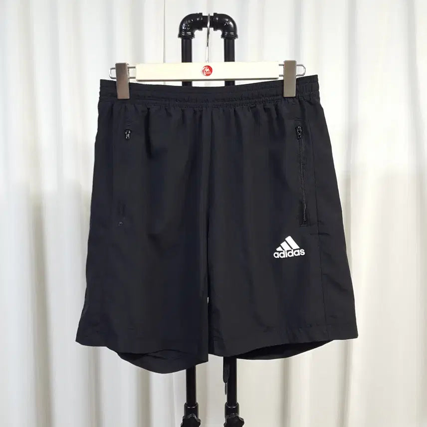 [BUNJANG] Adidas Men's Aeroready Woven Shorts Black / 21년 아디다스 남성 에어로레디 우븐 쇼츠 반바지 블랙 33 오일장
