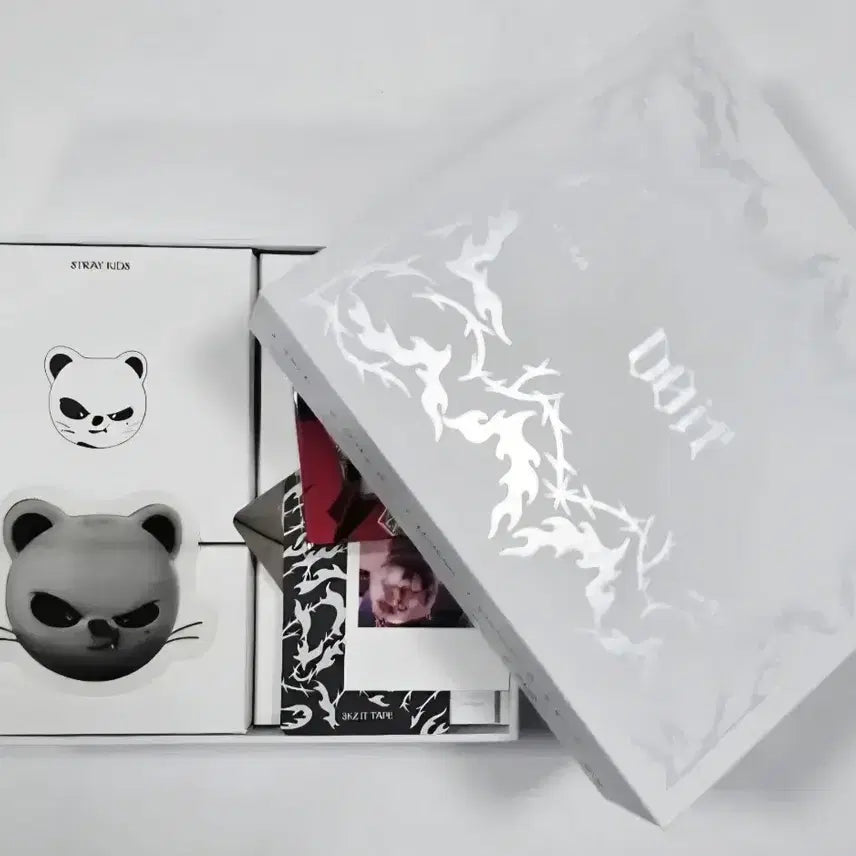 [BUNJANG] Stray Kids Hyunjin Do It Genielet Bluetooth Speaker Full Set / SKZ 스키즈 두잇 지니렛 현진 블루투스 스피커 풀구성