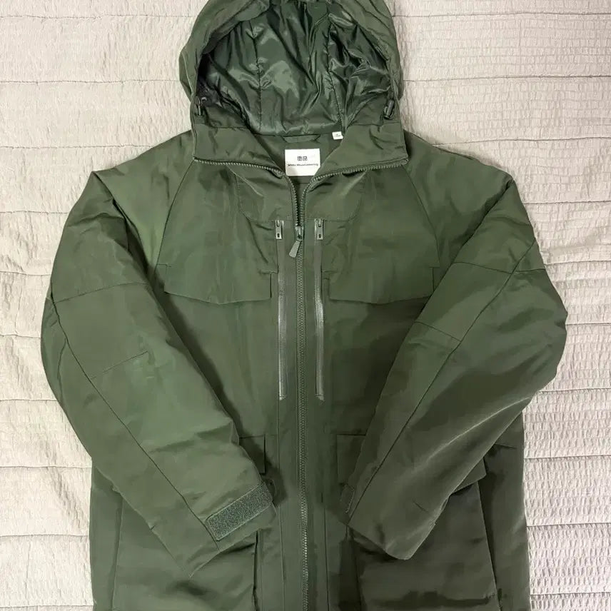 [BUNJANG] Uniqlo x White Mountaineering Parka Dark Green M / 유니클로 x 화이트 마운티니어링 파카 다크 그린 M