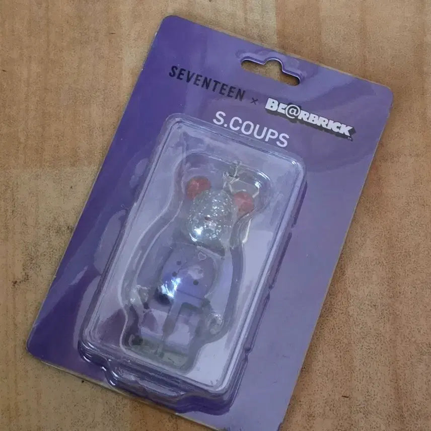 [BUNJANG] SEVENTEEN S.COUPS Bearbrick 100% / 세븐틴 에스쿱스 베어브릭 100% 판매 양도