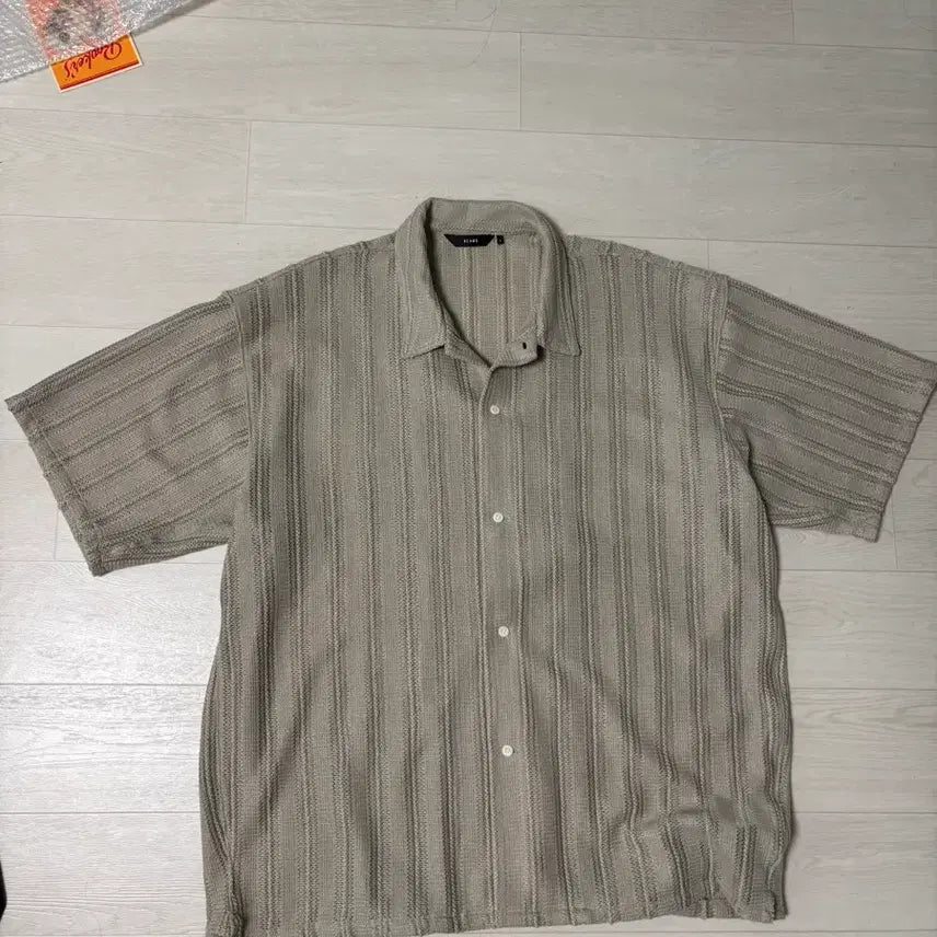 [BUNJANG] Beams Mesh Crochet Short Sleeve Shirt Sand / 빔즈 Beams 메쉬 크로셰 반팔셔츠 샌드