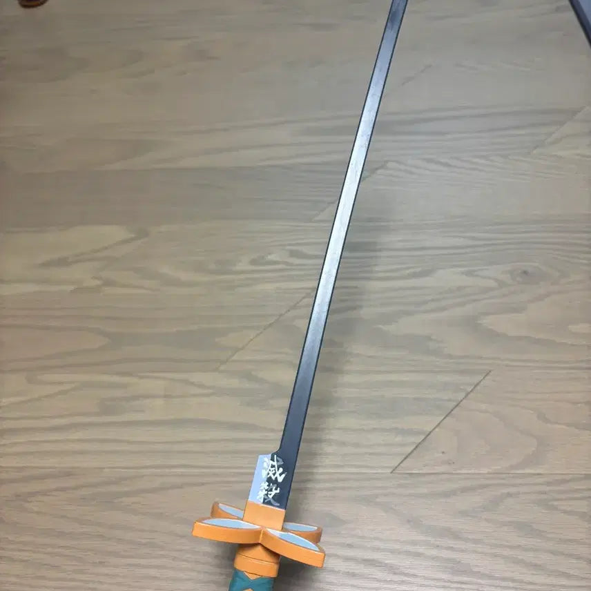 [BUNJANG] Demon Slayer: Kimetsu no Yaiba Rengoku Kyojuro Nichirin Sword Replica / 귀칼 기노부 일륜도 칼