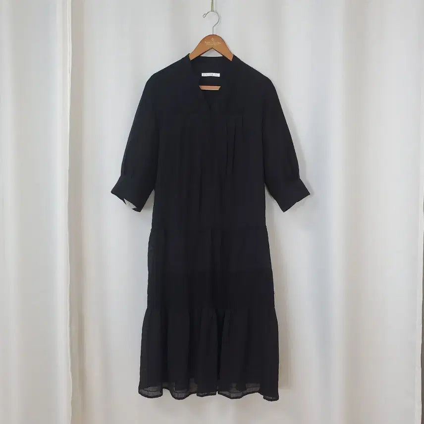 [BUNJANG] Gibi H-Fit Midi Dress Black Size 66 / 기비 원피스66 2024년식