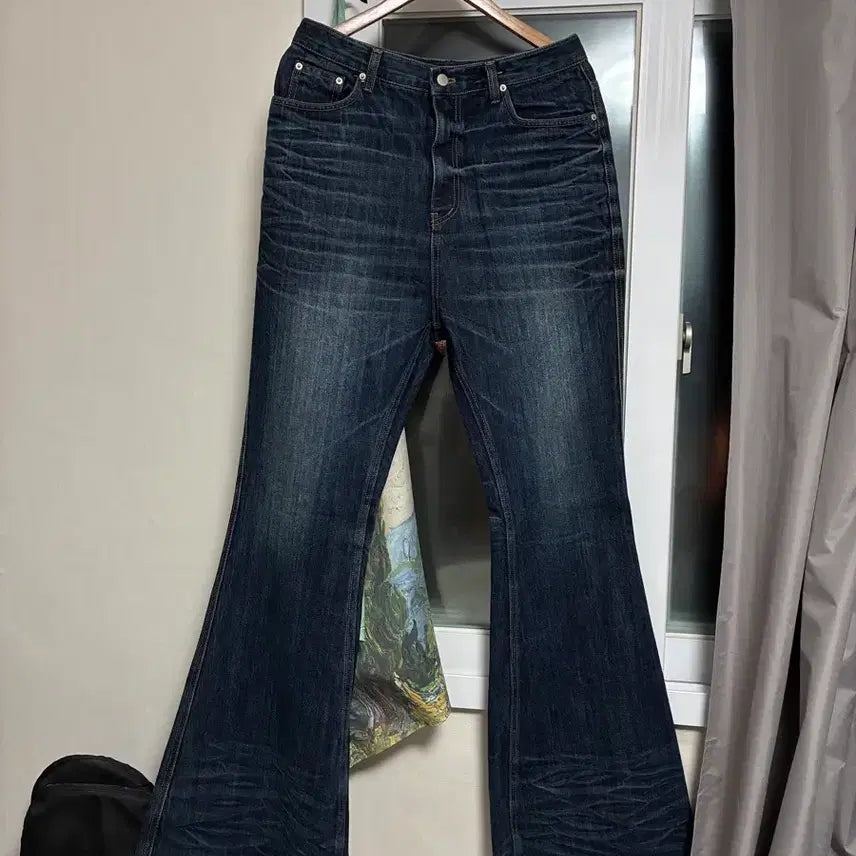 [BUNJANG] Undermycar Flare Jeans 2 Size / 언더마이카 플레어진 2size