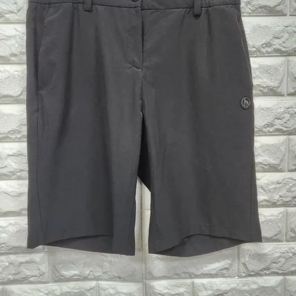 [BUNJANG] Adabat Women's Black Functional Shorts (Size 28-30) / 아다바트 여성 블랙 기능성 반바지 28-30인치 k1141