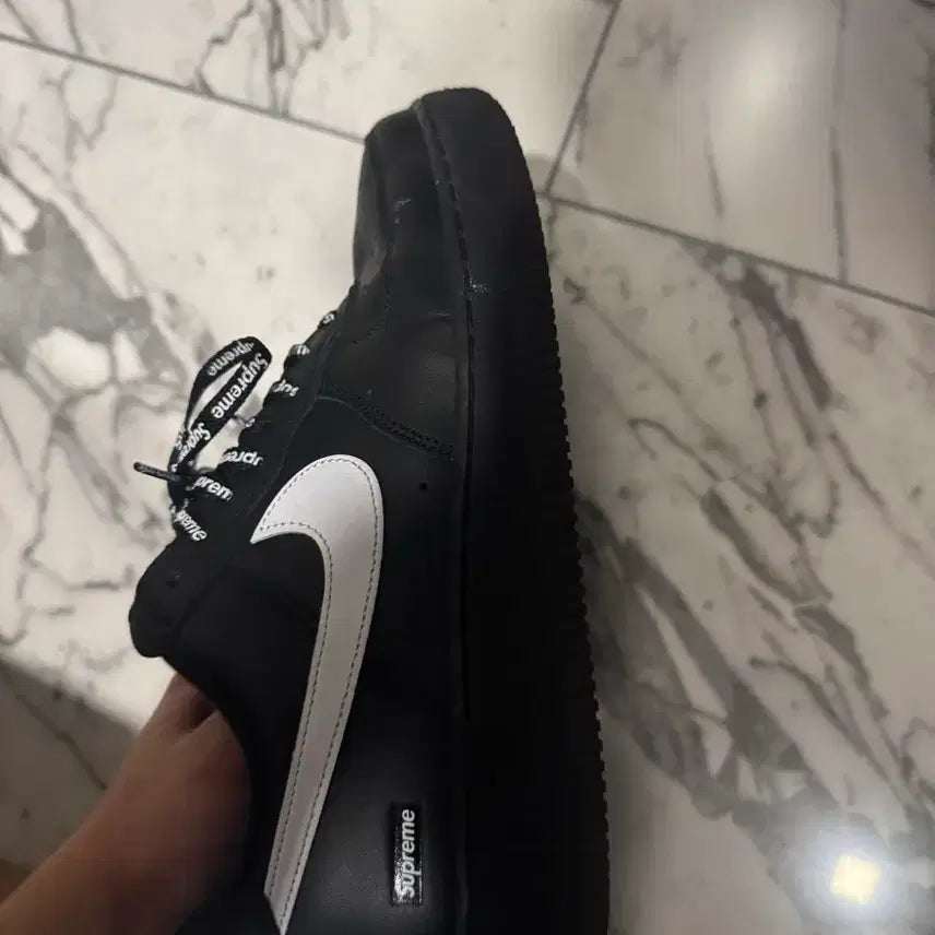 [BUNJANG] Nike x Supreme Air Force 1 Low Black / 나이키 슈프림 에어 포스 1로우 블랙 270
