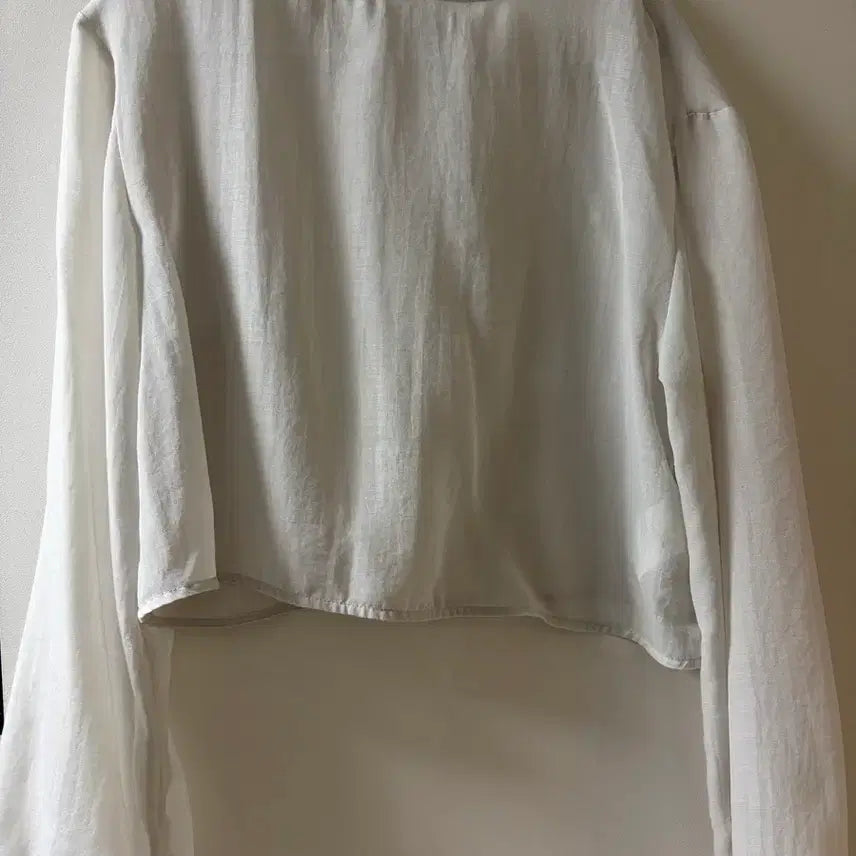 [BUNJANG] Monoha Silky Crop Blouse Light Gray / 모노하 silky crop blouse (라이트그레이)