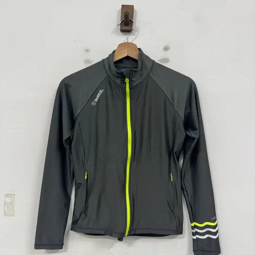 [BUNJANG] Barrel Women's Rash Guard Top and Bottom Set / (S)배럴 여자 래쉬가드 상하의세트
