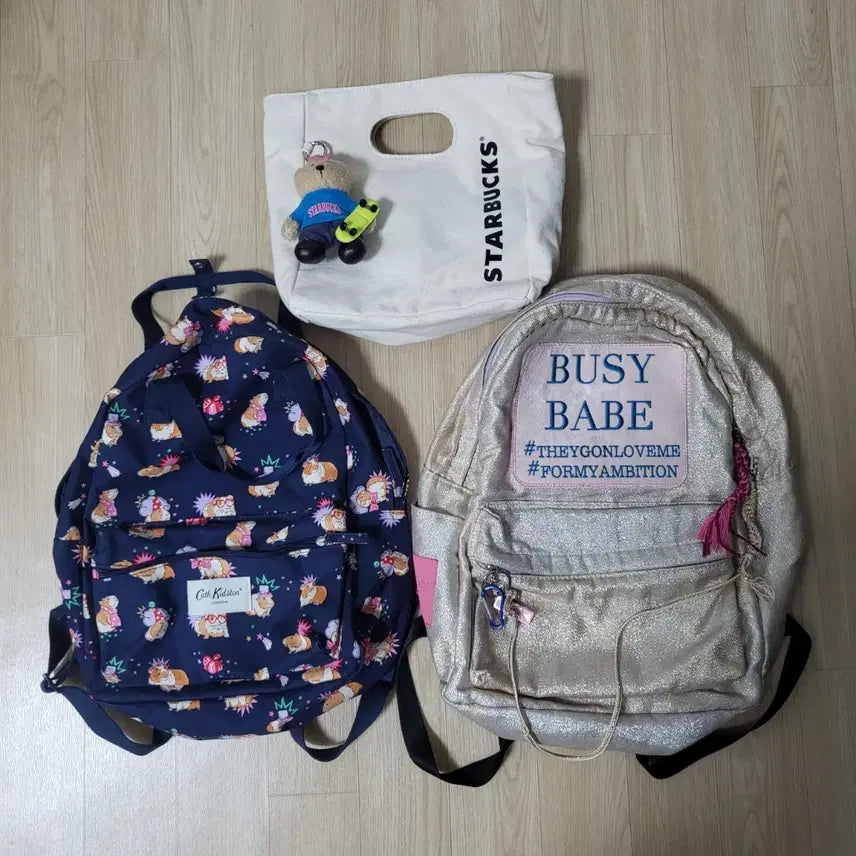 [BUNJANG] Cath Kidston x Starbucks Backpack, Eco Bag, Keyring / 앙트레브 캐스키드슨 스타벅스 백팩 에코백 키링 기니피그