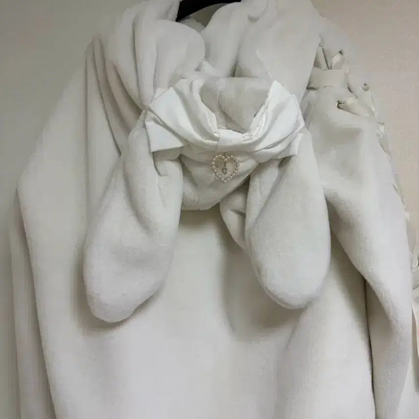 [BUNJANG] LIZ LISA Usamimi Fur Parka Ivory / 택포 7.7) 리즈리사 우사미미 퍼파카 아이보리 화이트 양상형 지뢰계 양지뢰