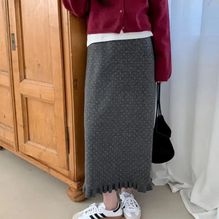 [BUNJANG] A-bly Dot Frill Knit Long Skirt (Charcoal Gray) / 새상품) 에이블리 도트 프릴 니트 차콜 그레이 롱스커트
