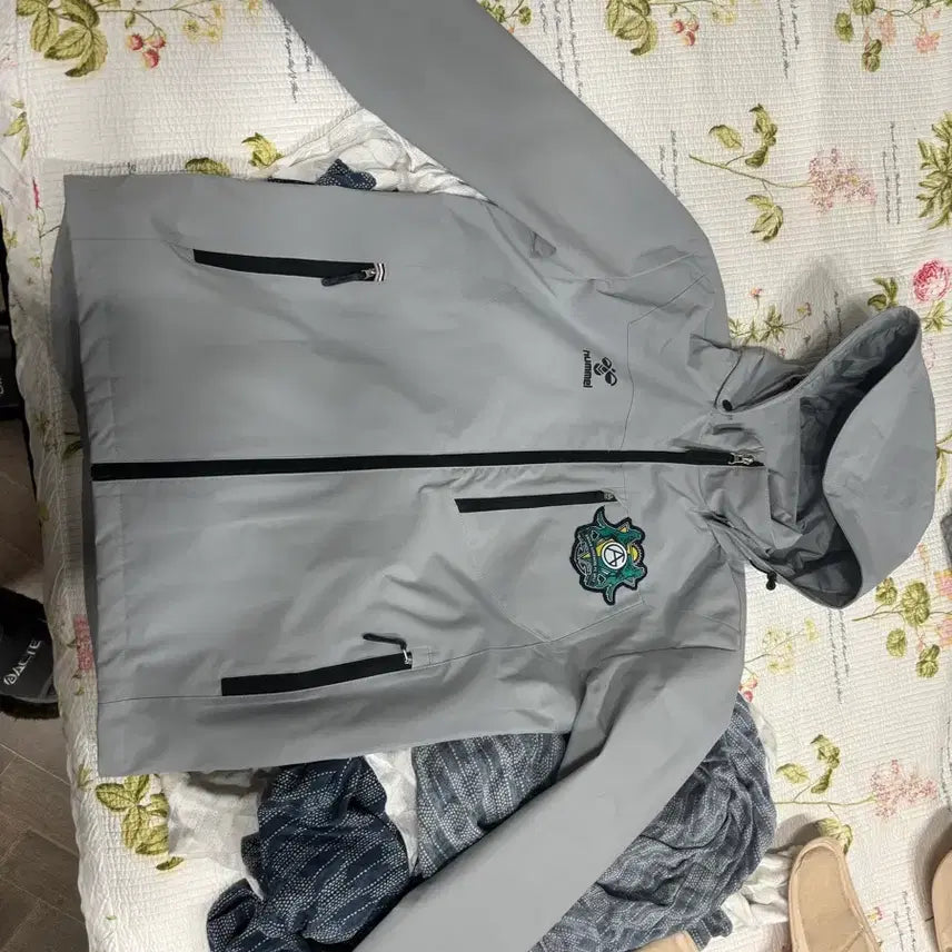 [BUNJANG] Hummel Ansan FC Windbreaker Jacket Grey Size 95 / hummel 안산fc 바람막이 자켓 그레이 95