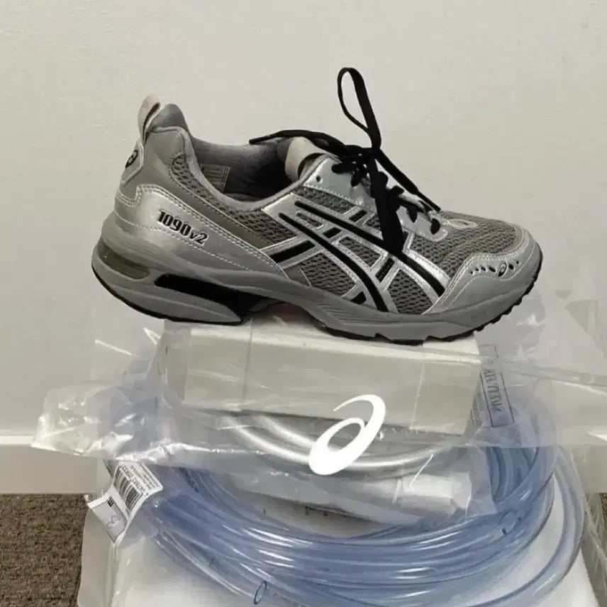 [BUNJANG] Asics x Freja Wewer Gel-1090 V2 Clay Grey Pure Silver / Asics x Freja Wewer Gel-1090 V2