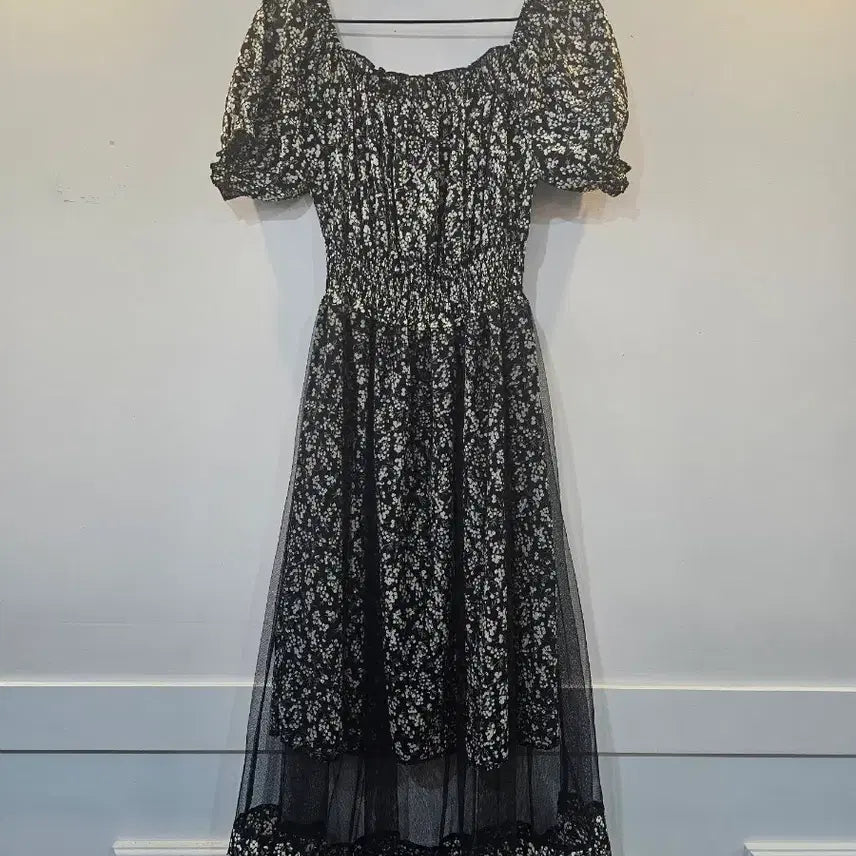 [BUNJANG] Floral Puff Sleeve See-through Long Dress / 플로럴 퍼프 소매 시스루 롱 원피스