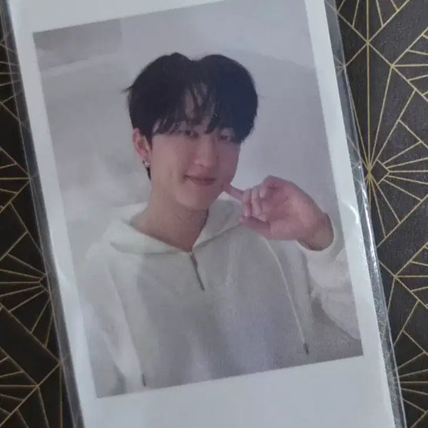[BUNJANG] Stray Kids Changbin 24Season's Greetings Fake Polaroid / 스트레이키즈 창빈 24시그 짭폴